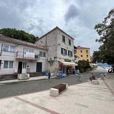 Apartments Astoria Hn Herceg Novi Exterior photo